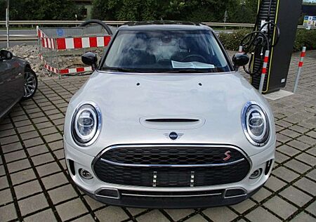 Mini Cooper SD Clubman /NAVI/LED/HuD/RFK/AHK