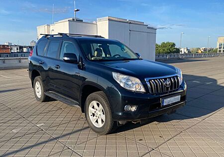 Toyota Land Cruiser 3.0 D-4D AutomatikLederVOLL