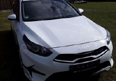 Kia Cee'd Ceed / Edition 7 Spurassist DAB Tempomat Klima PDC
