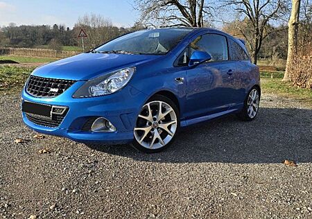 Opel Corsa 1.6 Turbo OPC