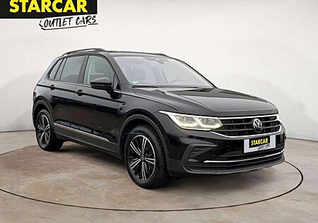 VW Tiguan Volkswagen LIFE 1.5TSI ACT+AHK+PANO+IQ.DRIVE+MATRIX-LED