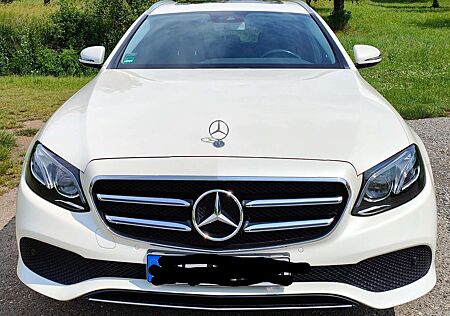 Mercedes-Benz E 200 T 9G-TRONIC Avantgarde