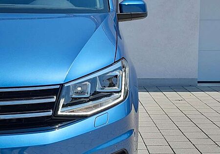 VW Caddy Volkswagen PKW Highline BMT 4Motion/Bi-Xen/Kam/Leder