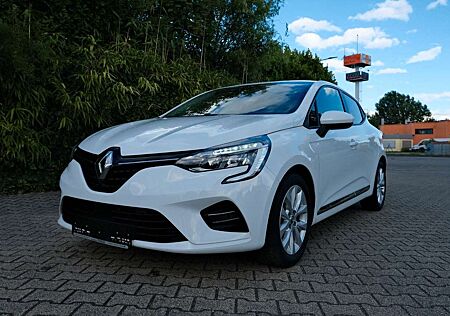 Renault Clio V Navi PDC 1. Hd Keyless SHZ 8-fach bereift