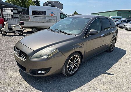 Fiat Croma 1.9 16V Multijet Emotion