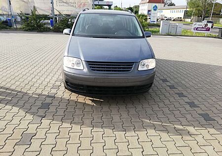 VW Touran Volkswagen 1.9 TDI Conceptline