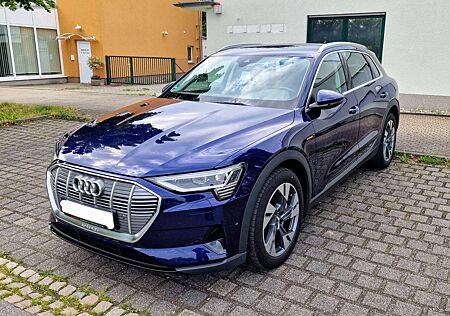 Audi e-tron 50 quattro