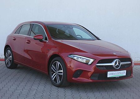 Mercedes-Benz A 250 e Plug-In Hybrid Progressive WideScreen 458