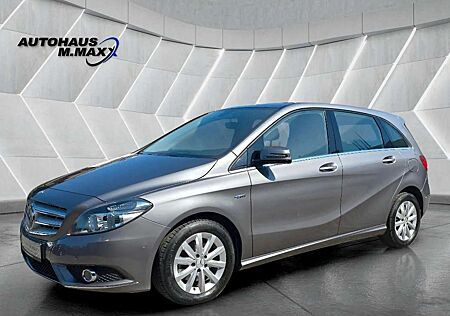 Mercedes-Benz B 200 1.Hand Navi Sitzheizung ParkAssist