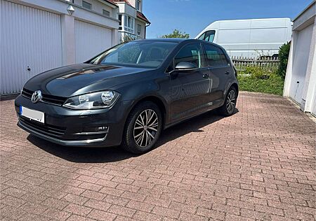 VW Golf Volkswagen 1.6 TDI BMT Allstar