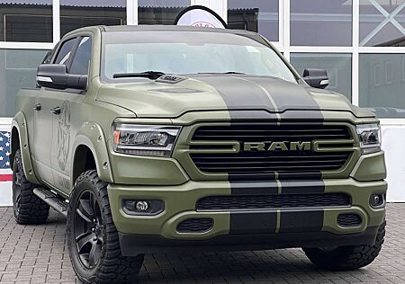 Dodge RAM 1500 Custom 5,7L 4x4 Offroad LED Leder Carpl