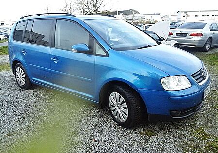 VW Touran Volkswagen Highline/ TÜV neu/ 7 Sitze/ Xenon+AHK+met+NAVI