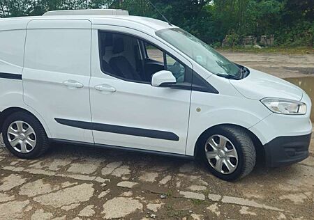 Ford Courier