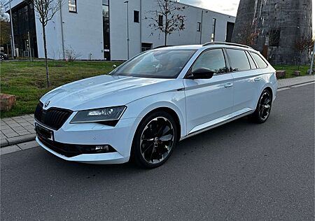 Skoda Superb Combi 2.0 TSI 4x4 DSG Sportline