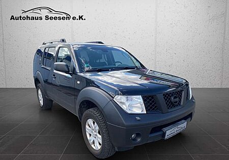 Nissan Pathfinder 2.5 dCi Elegance*AHK*7Sitzer*Navi*