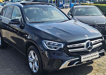 Mercedes-Benz GLC 300 de HEADUp Panorama AHK Carplay