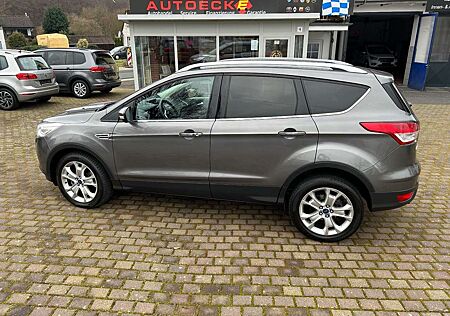 Ford Kuga Titanium 2,0TDCI Autom,Navi,AHK,BiXenon