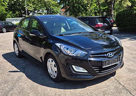 Hyundai i30 1.6 Automatik Style