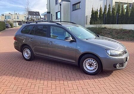 VW Golf Variant Volkswagen 1.6 TDI TÜV 1/27 4MotionCH