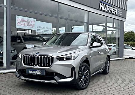 BMW X1 xDrive30 X-Line ACC°Park Prof.el.Sitze°AdLED