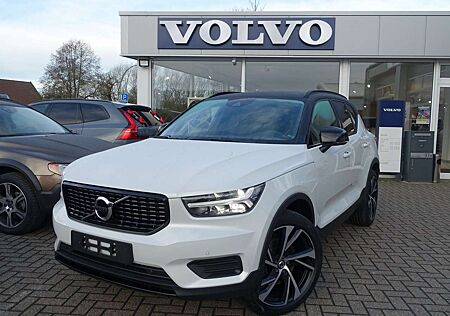 Volvo XC 40 XC40 D4 AWD R-Design/Pano/Kamera/AHK/Carplay