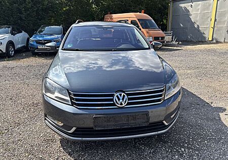 VW Passat Variant Volkswagen Comfortline Klimaautom. PDC Sitzheizung