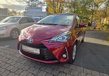 Toyota Yaris Hybrid Comfort NAVI KAMERA AHK AUTOMATIK