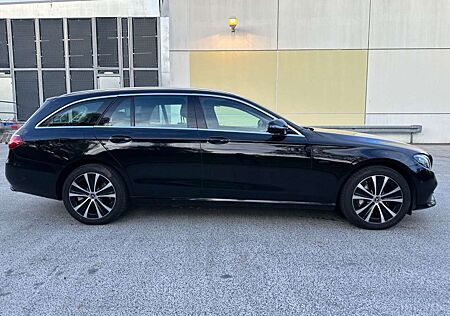 Mercedes-Benz E 300 E-Klasse T-Modell Diesel Plugin Hybrid de T 9G-TRO