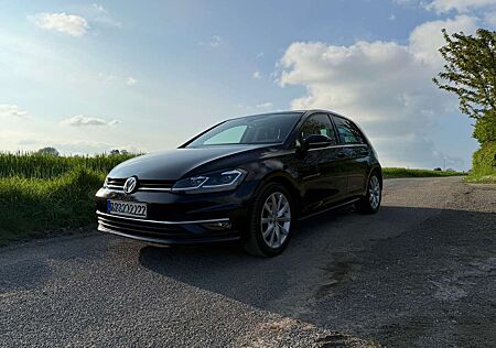 VW Golf Volkswagen 1.5 TSI ACT (BlueMotion Technology) Highline