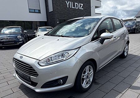 Ford Fiesta 1.5 TDCI * KLIMA * 5 .TÜRIG * PDC