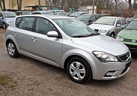 Kia Cee'd Ceed / Ceed / Navi/TÜV/AU 03/2027