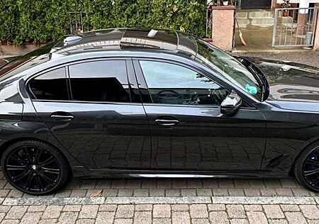 BMW 530 xDrive ACC+HUD+H&K+360+MEMORY+NAVİ/PROF