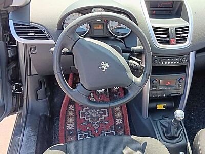 Peugeot 207 207 CC CC 120 VTi Platinum