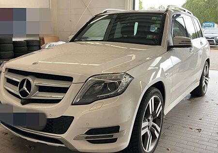 Mercedes-Benz GLK 220 4Matic 360°Kamera*Comand*AHK*Scheckheft