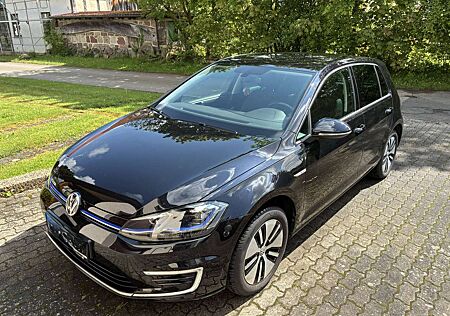 Volkswagen e-Golf e-Golf