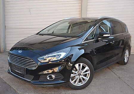 Ford S-Max 2,0 Titanium LED*NAVI*KAM*AHK*8 Gang Aut.