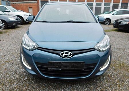 Hyundai i20 Classic 1.2/1Hand/TUV.05.2026/Bitte Lesen!!!
