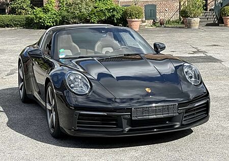 Porsche 992 911 Targa 4S SPORTABGAS-CHRONO*21 EXCLUSIVE*BURMES