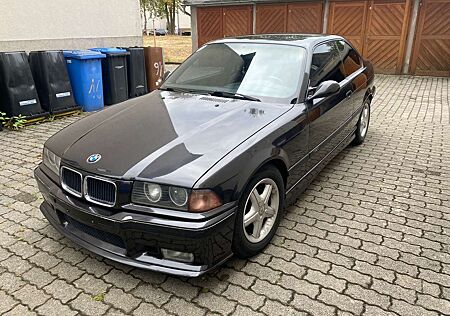 BMW 325i 325 M Paket