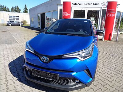 Toyota C-HR Hybrid Style Selection