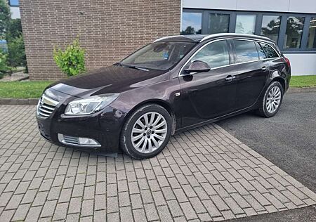 Opel Insignia Sports Tourer Diesel 2.0 CDTI Sports Tour