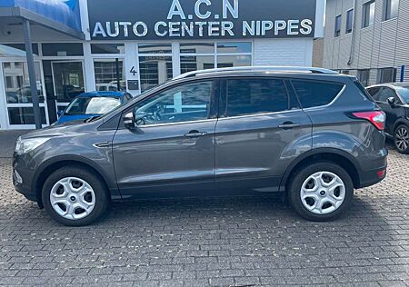 Ford Kuga 4X4 Kamera Bi-Xenon Anhänger Standheizung