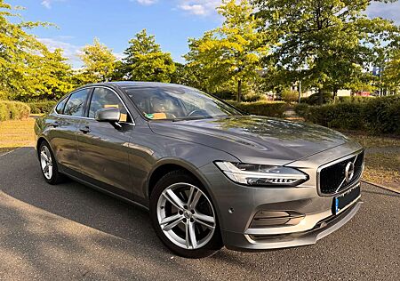 Volvo S90 +D5+AWD+Geartronic+Momentum