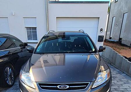 Ford Mondeo Turnier 2.0 TDCi Turnier Business Top Ausstattung