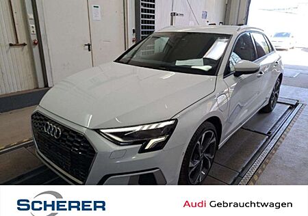 Audi A3 40 TFSIe advanced S tronic AHK NAVI