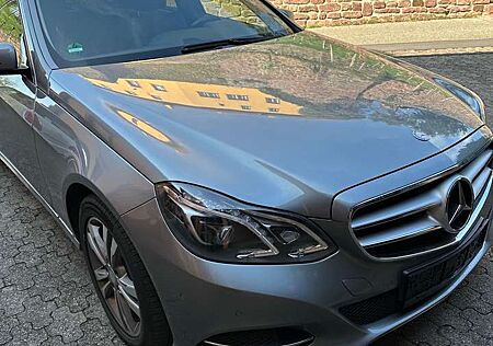 Mercedes-Benz E 300 E-Klasse Diesel/Hybrid BlueTEC HYBRID 7G-TRONIC Av