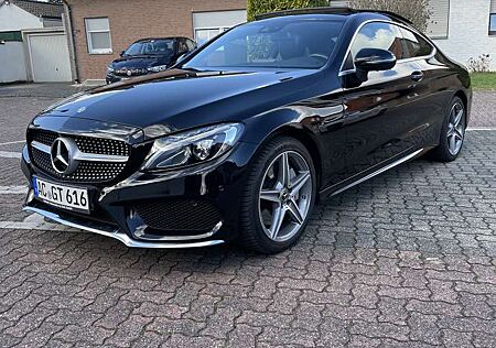Mercedes-Benz C 250 Coupe 9G-TRONIC AMG Line Panorama