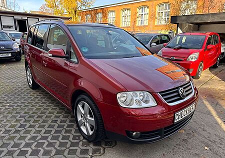 VW Touran Volkswagen Highline*AC*s.Heft*7-Sitzer*Steuerk.Neu*