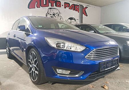 Ford Focus Lim. Titanium/1HAND/Garantie/Allwetter