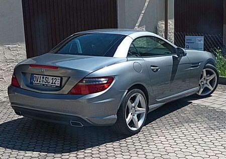 Mercedes-Benz SLK 250 (BlueEFFICIENCY) 7G-TRONIC